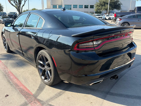 2022 Dodge Charger SXT, photo 2 of 8