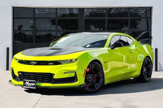 2020 Chevrolet Camaro 1SS, photo 1 of 10
