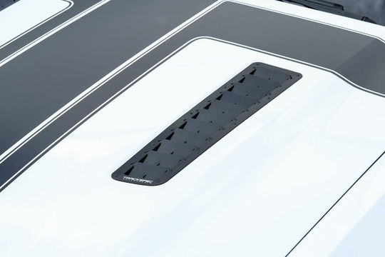 2013 Ford Mustang Boss 302 · Performance White, photo 4 of 10