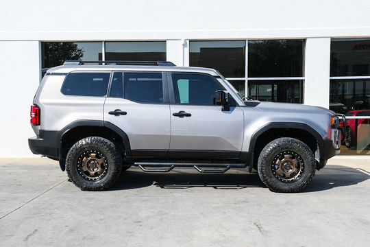 2026 Toyota Land Cruiser, photo 6 of 10