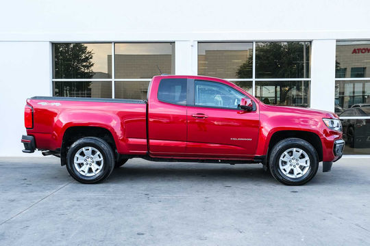 2021 Chevrolet Colorado 4WD LT, photo 6 of 10