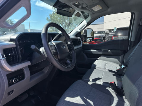 2024 Ford Super Duty F-250 Pickup XL, photo 5 of 8