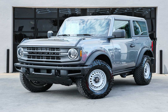 2021 Ford Bronco Base, photo 1 of 10