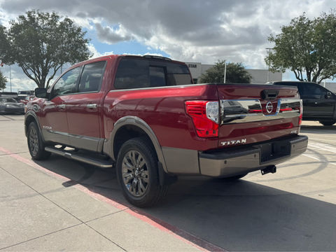 2017 Nissan Titan Platinum Reserve, photo 2 of 8