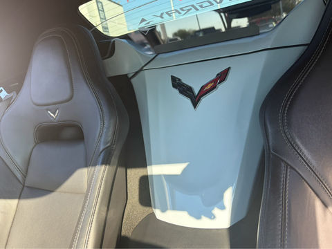 2018 Chevrolet Corvette Stingray 2LT, photo 6 of 8