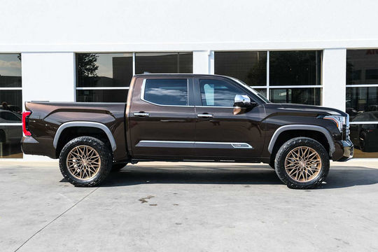 2024 Toyota Tundra 1794 Edition, photo 6 of 10