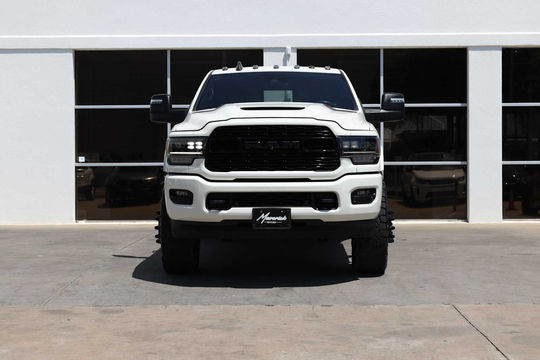 2024 Ram 3500 Limited, photo 6 of 10