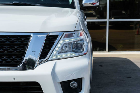 2017 Nissan Armada SL, photo 4 of 10