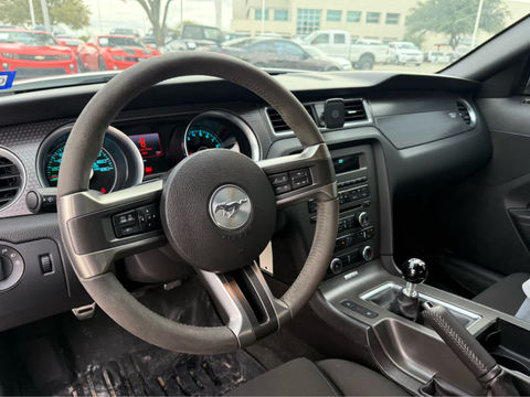 2013 Ford Mustang Boss 302 · Performance White, photo 6 of 8
