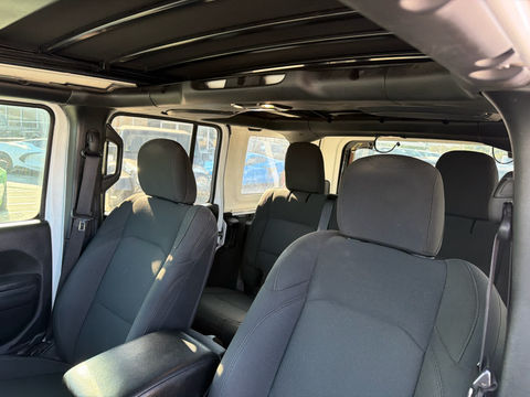 2022 Jeep Wrangler Unlimited Sport S, photo 6 of 8