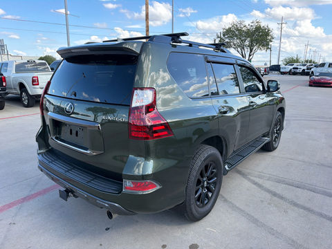 2022 Lexus GX 460, photo 4 of 10
