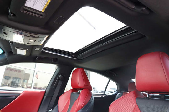 2022 Lexus ES 300h F SPORT, photo 5 of 10