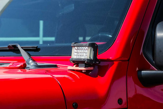 2020 Jeep Gladiator Overland, photo 4 of 10