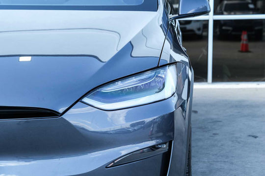 2023 Tesla Model X Dual Motor All-Wheel Drive, photo 5 of 10