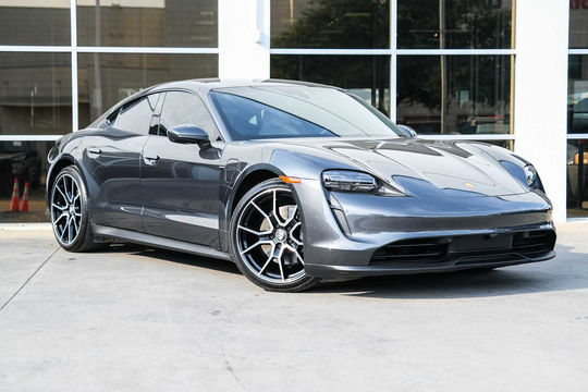 2023 Porsche Taycan, photo 5 of 10