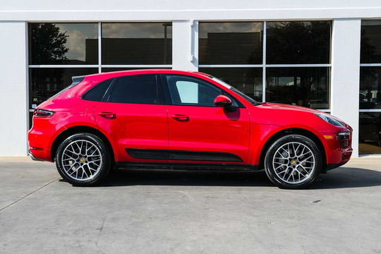 2018 Porsche Macan S, photo 6 of 10
