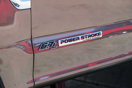 2022 Ford Super Duty F-350 SRW Pickup LARIAT, photo 4 of 10