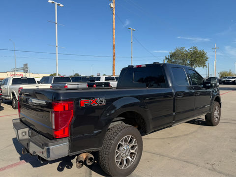 2022 Ford Super Duty F-250 Pickup LARIAT, photo 3 of 8