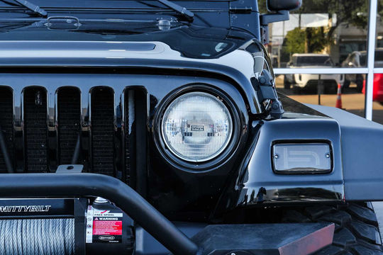 2005 Jeep Wrangler X, photo 4 of 10