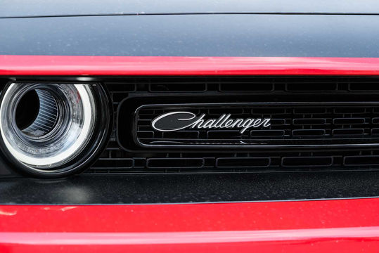 2022 Dodge Challenger R/T, photo 6 of 10