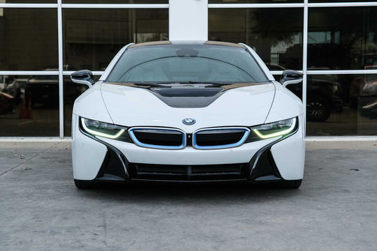 2015 BMW i8, photo 2 of 10