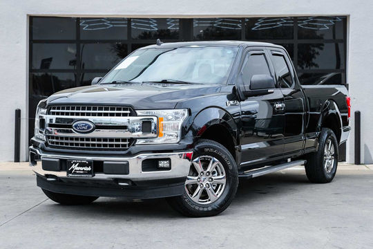 2020 Ford F-150 XLT · Agate Black, photo 1 of 10
