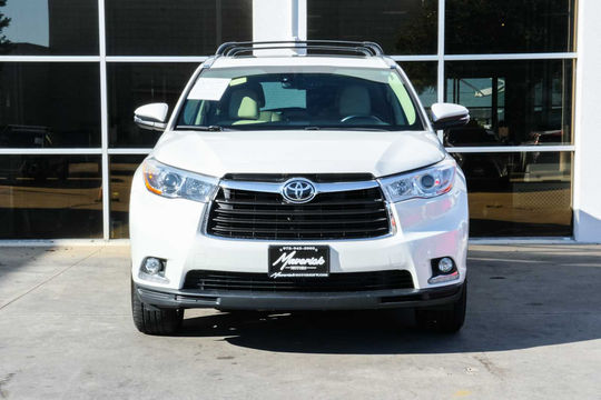 2015 Toyota Highlander Limited Platinum, photo 2 of 10