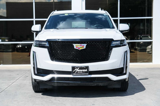 2023 Cadillac Escalade ESV 4WD Sport, photo 2 of 10