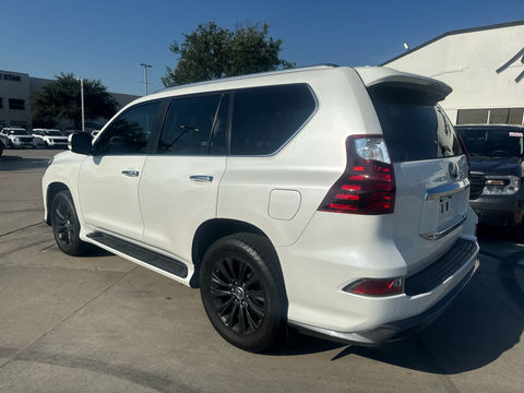 2022 Lexus GX 460 Luxury, photo 2 of 8