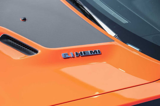 2008 Dodge Challenger SRT8, photo 4 of 10
