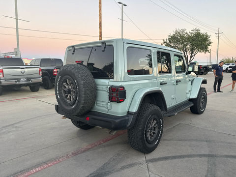 2023 Jeep Wrangler Rubicon 392, photo 3 of 10