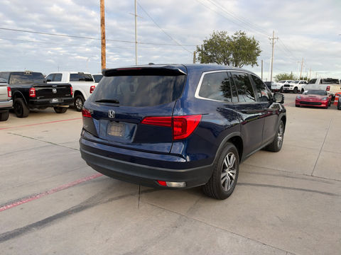 2017 Honda Pilot EX-L, photo 3 of 8
