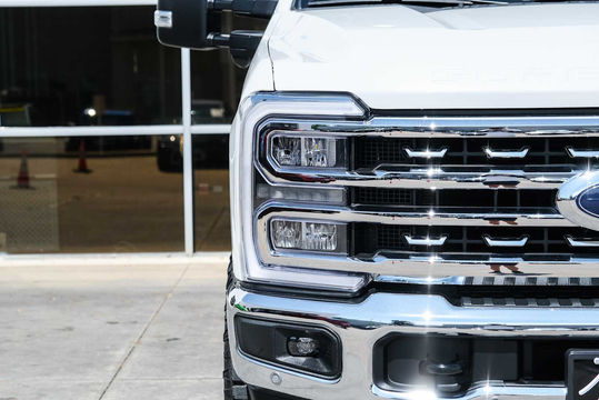 2025 Ford Super Duty F-250 Pickup LARIAT, photo 5 of 10