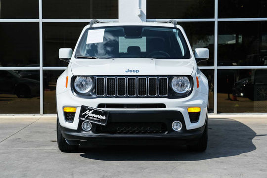 2019 Jeep Renegade Latitude, photo 2 of 10