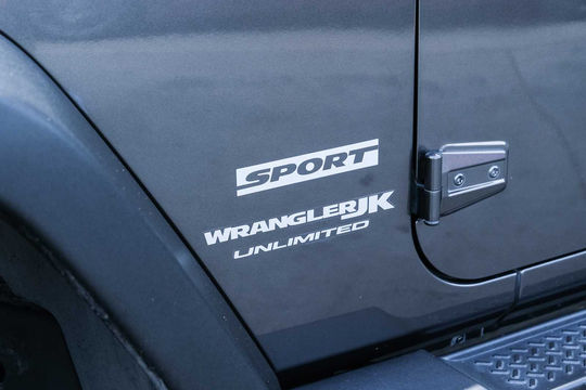2018 Jeep Wrangler JK Unlimited Sport S, photo 5 of 10