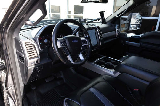 2019 Ford Super Duty F-250 Pickup Platinum, photo 2 of 10