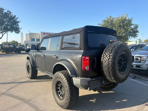 2021 Ford Bronco Base, photo 3 of 10