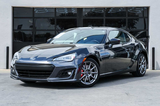2017 Subaru BRZ Limited, photo 1 of 10