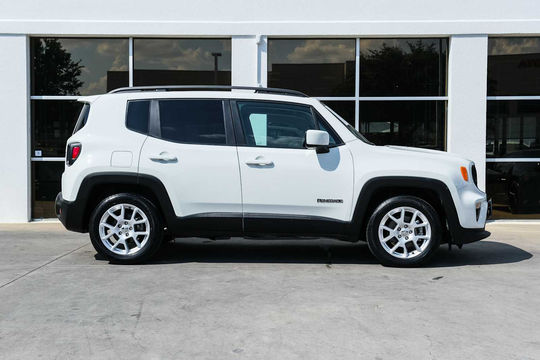 2019 Jeep Renegade Latitude, photo 6 of 10