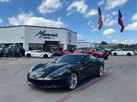 2017 Chevrolet Corvette Stingray 2LT, photo 1 of 8
