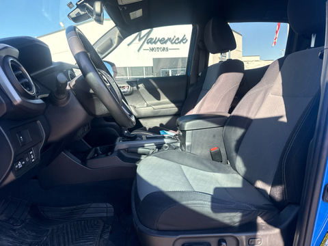 2021 Toyota Tacoma TRD Sport, photo 6 of 9