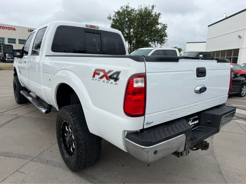 2016 Ford Super Duty F-250 Pickup Lariat, photo 2 of 10