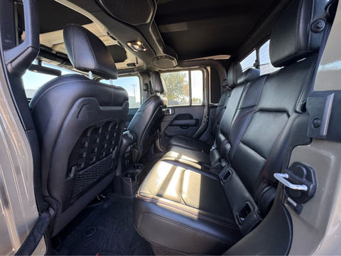 2020 Jeep Gladiator Rubicon, photo 5 of 8