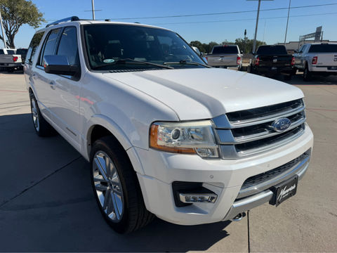2017 Ford Expedition Platinum, photo 4 of 10