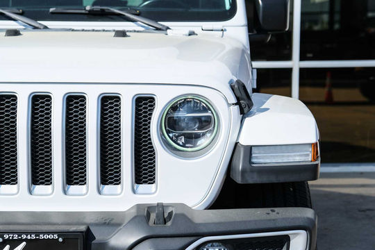 2020 Jeep Wrangler Unlimited Sahara, photo 4 of 10