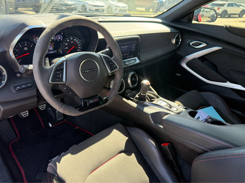 2019 Chevrolet Camaro ZL1, photo 6 of 8