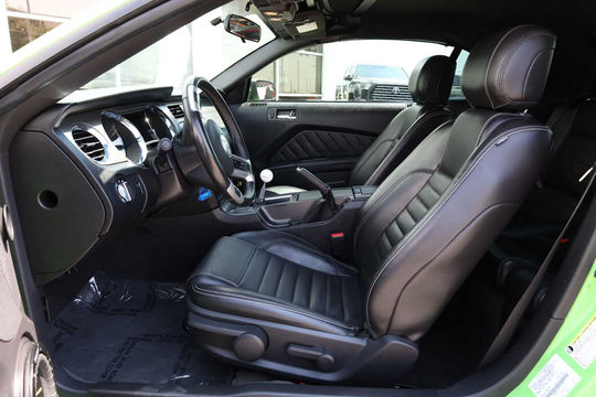 2013 Ford Mustang GT, photo 4 of 10