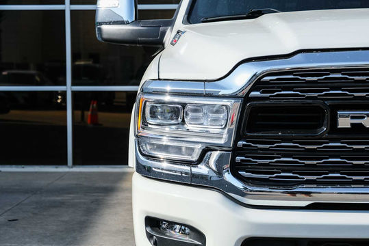 2023 Ram 2500 Limited, photo 4 of 10