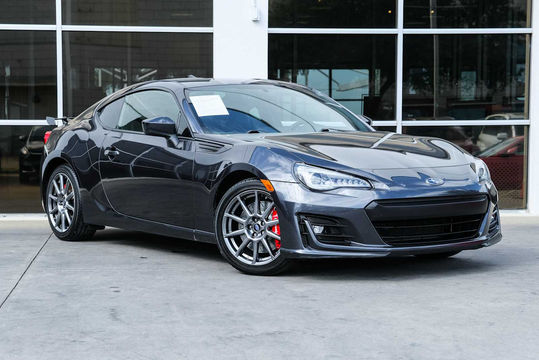 2017 Subaru BRZ Limited, photo 5 of 10