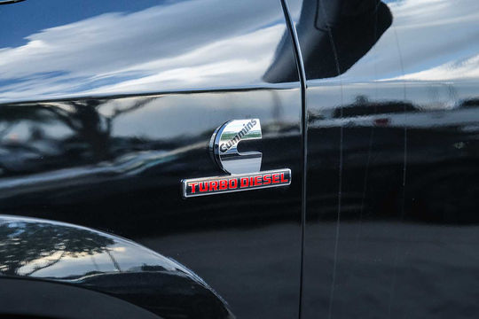 2015 Ram 3500 Laramie, photo 4 of 10